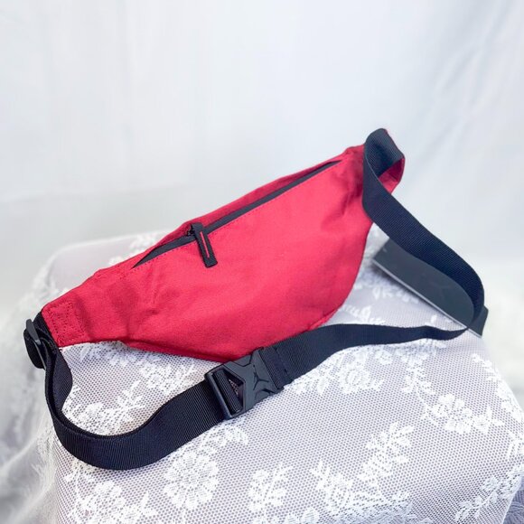 NWT Jordan Air Jordan Crossbody Belt Bag - Picture 6 of 13